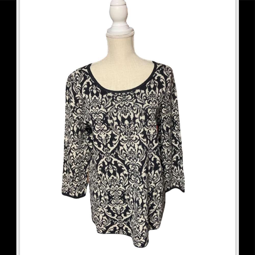 New! Dana Buchman‎ sweater